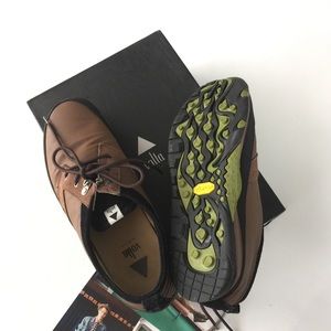 Price ⬇️ Men's VOLTA Vibram Sole Sz 10.5